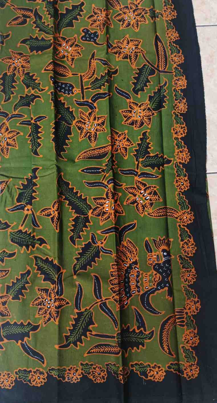 Batik Motif Merak Hijau