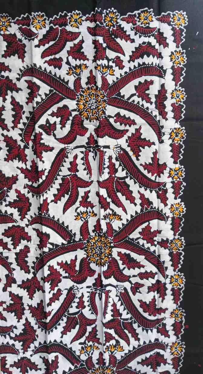 Batik Motif Pisang Bali Putih